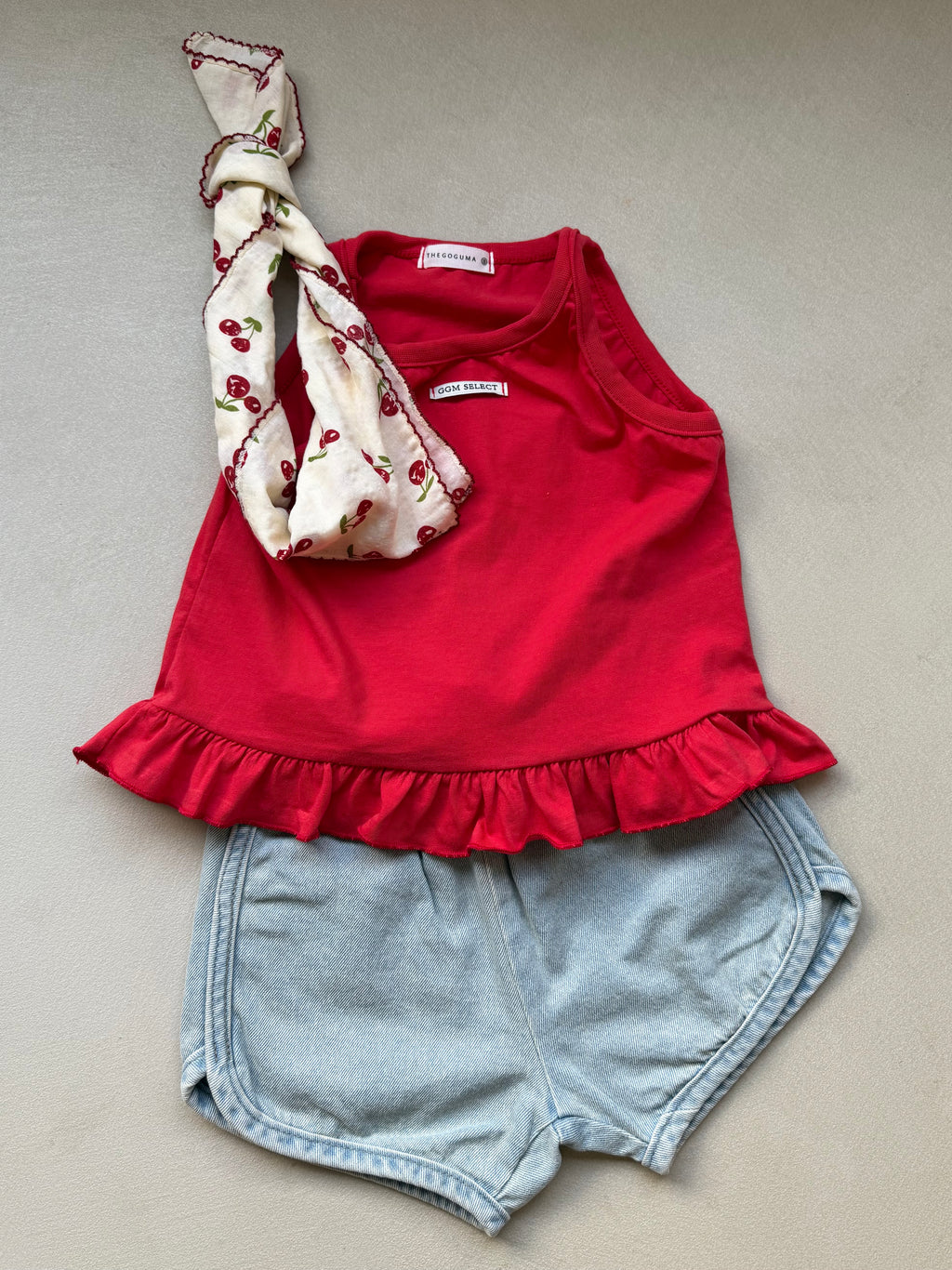 Red frill top