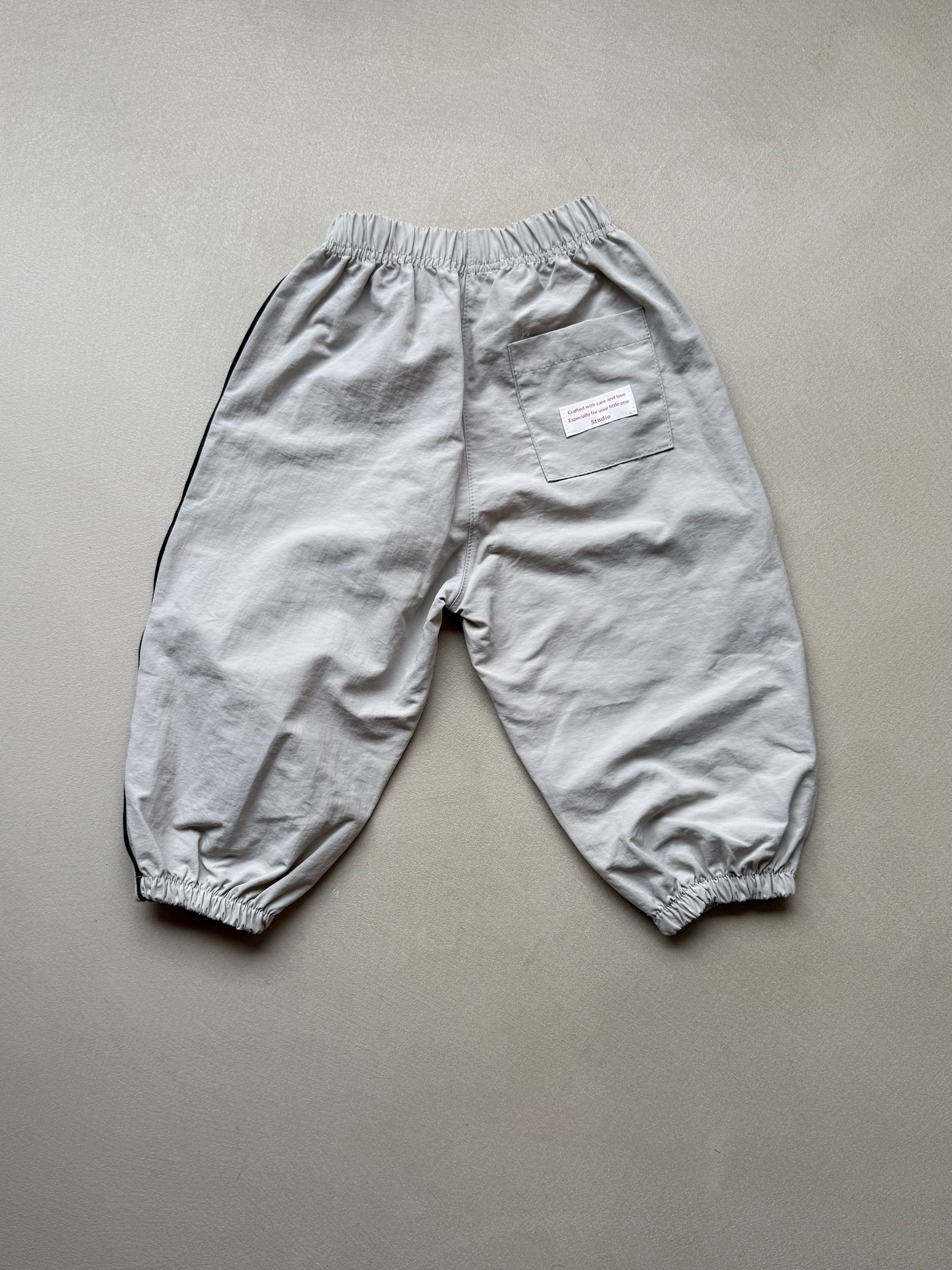 Nylon jogger pants grey