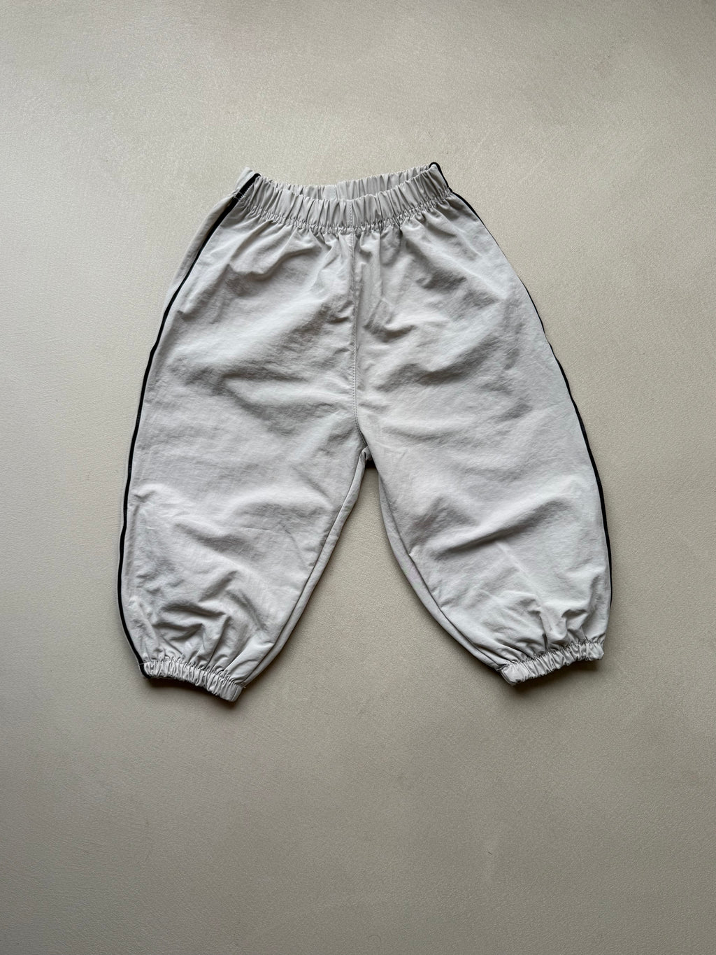 Parachute pants grey