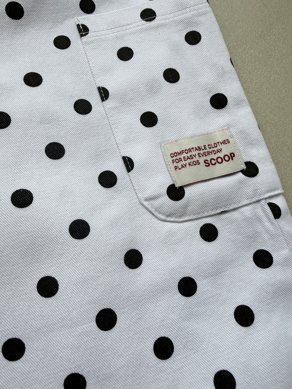 Dot pants