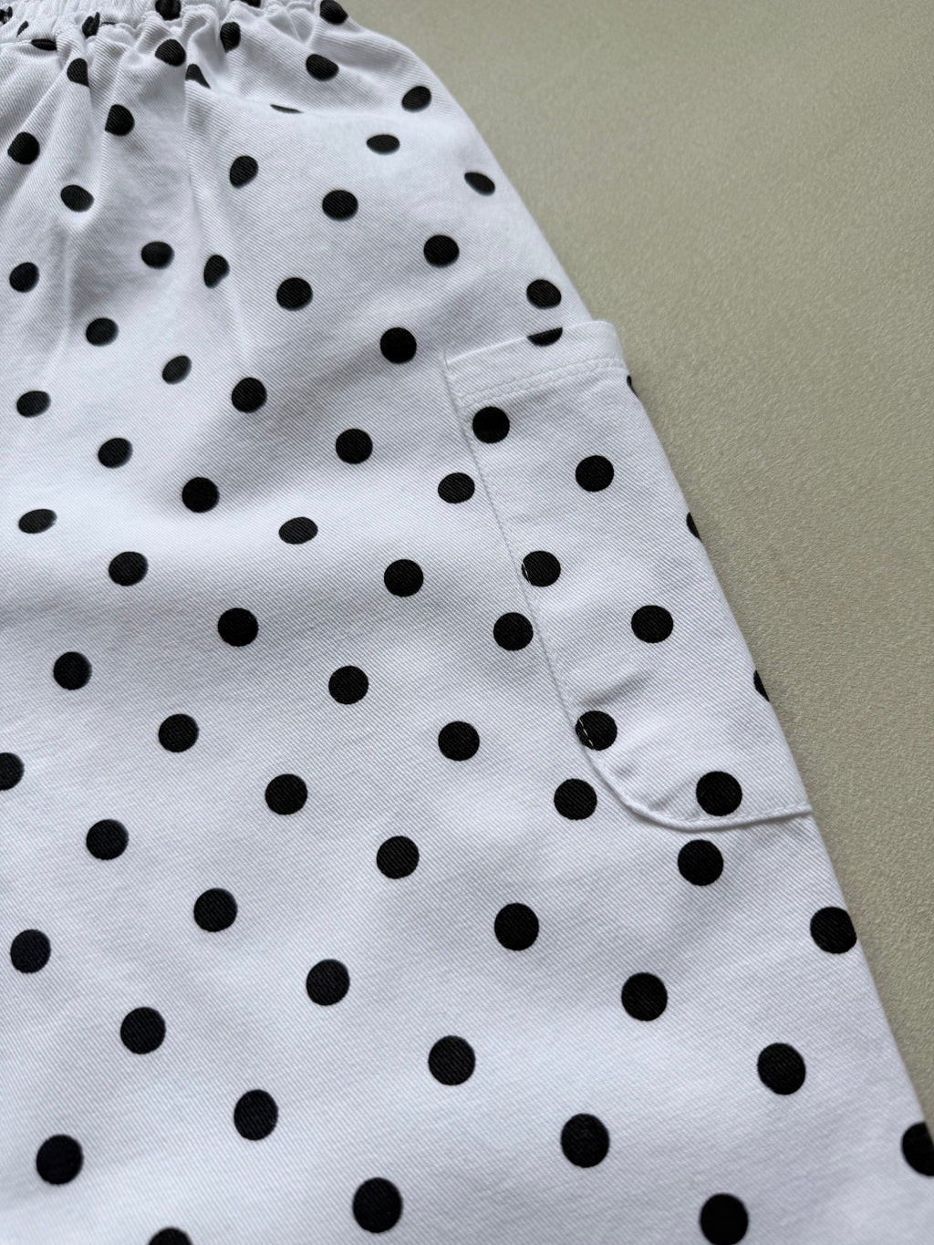 Dot pants