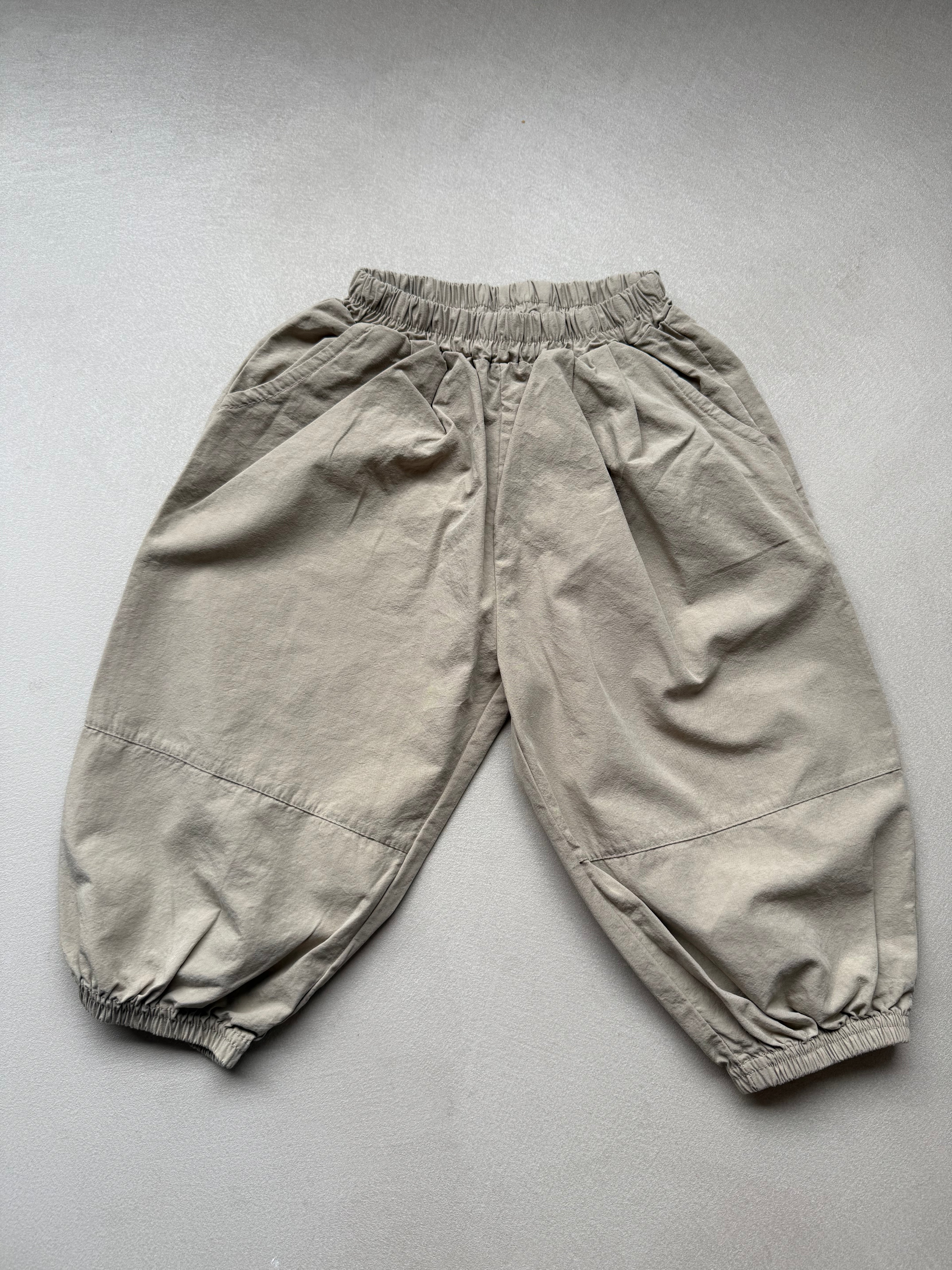 Parachute pants beige