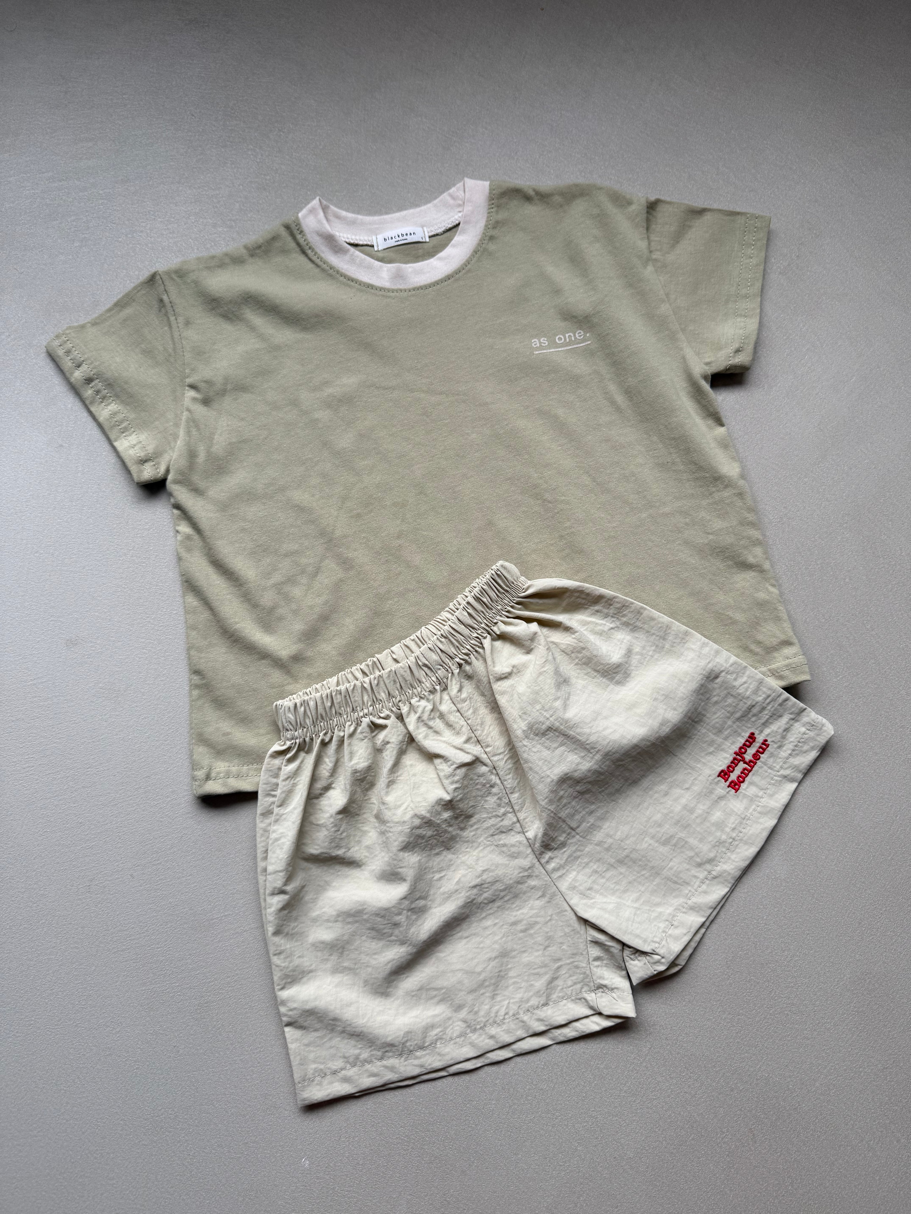 Parachute short beige
