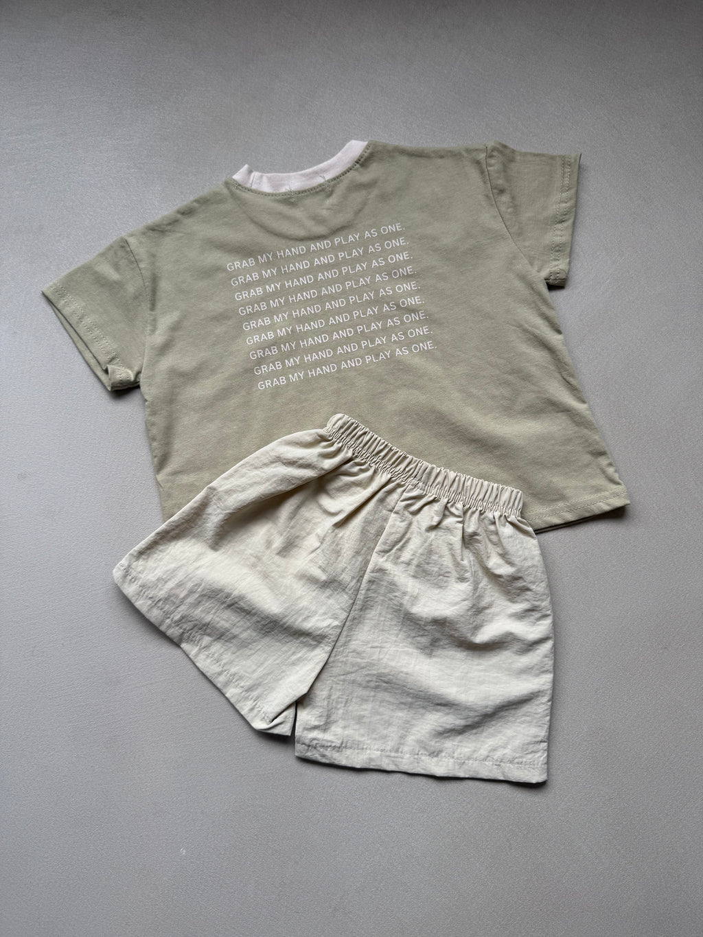 Parachute short beige