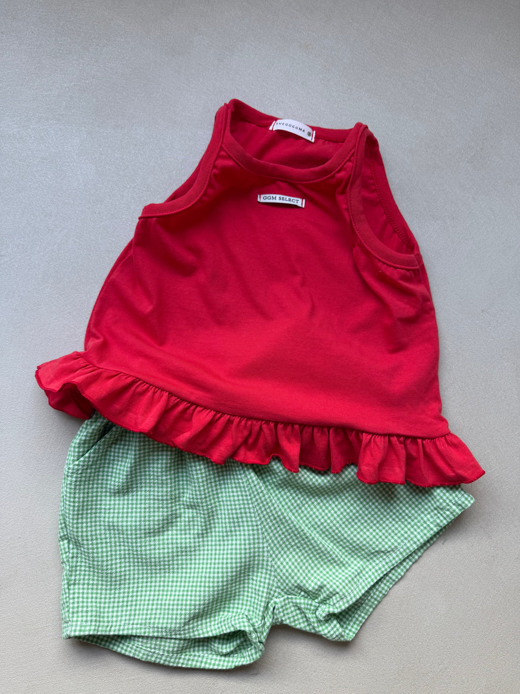 Red frill top