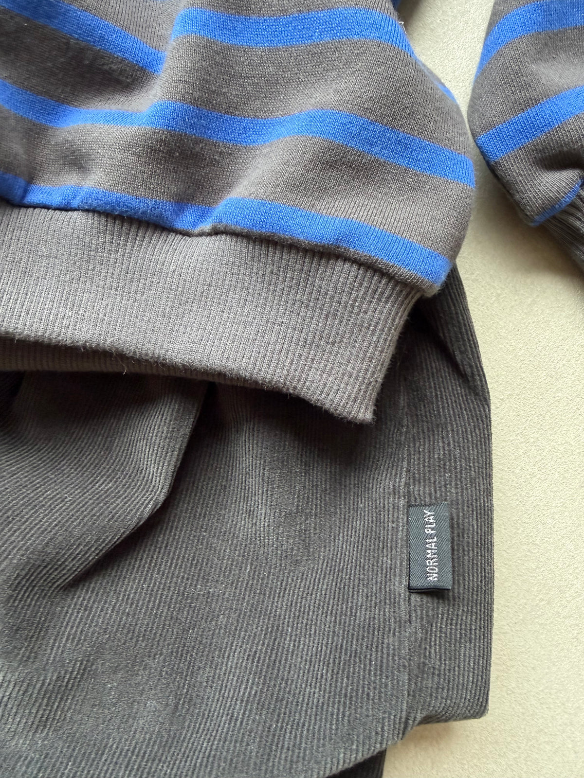 Stripe sweater charcoal