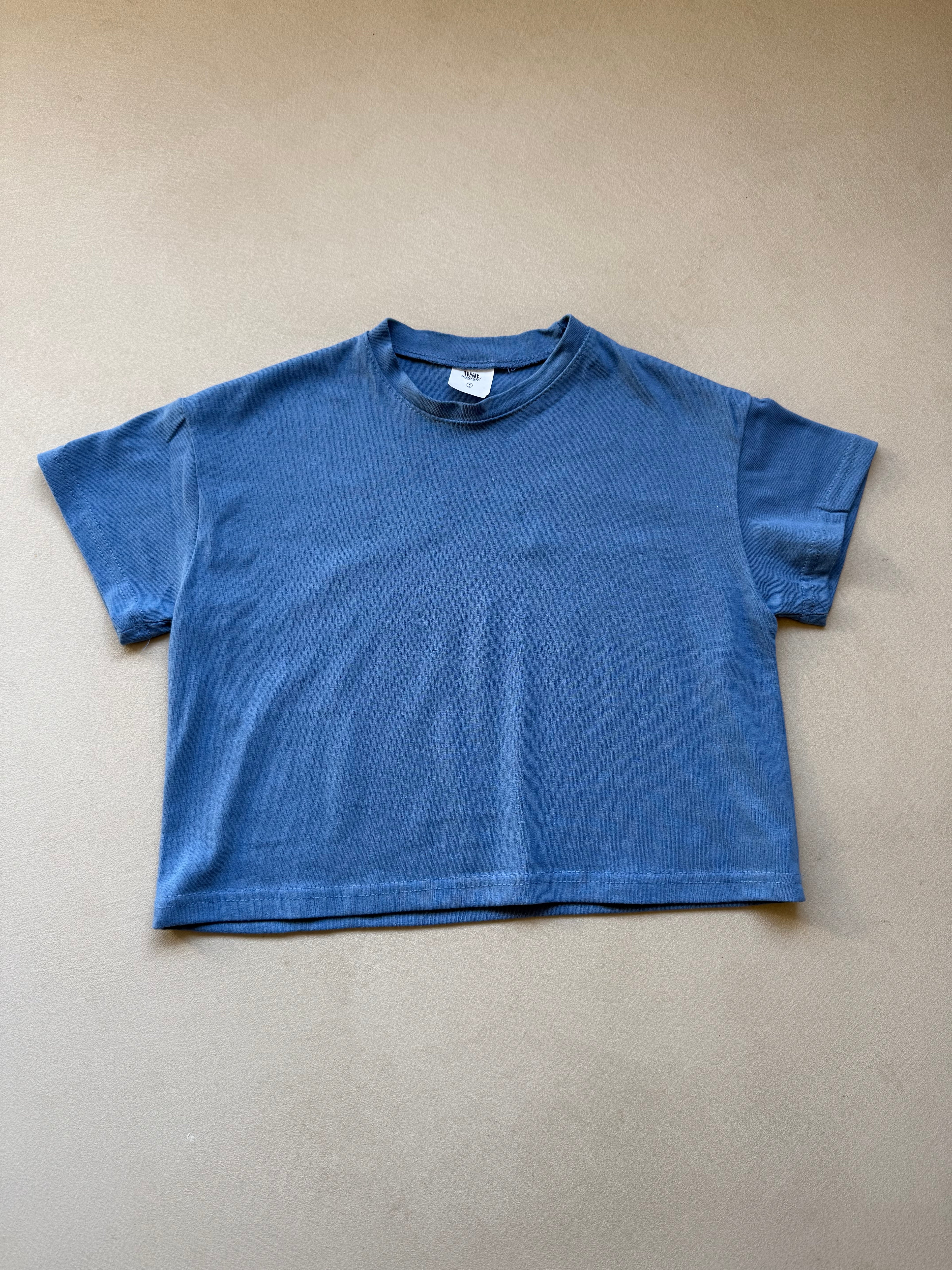 Colour tee