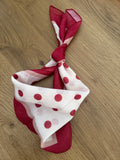 Sjaaltje red dots