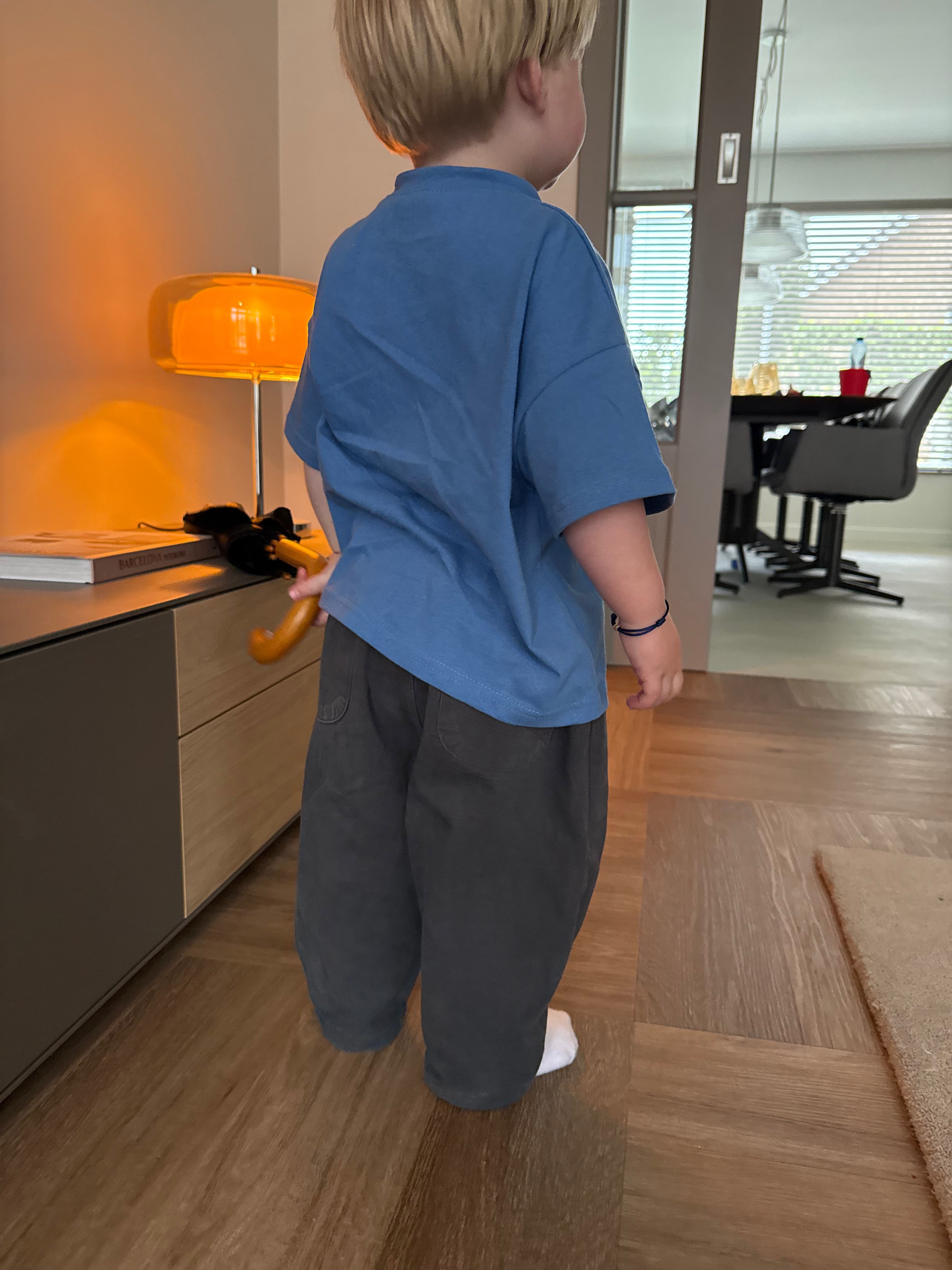 Colour tee